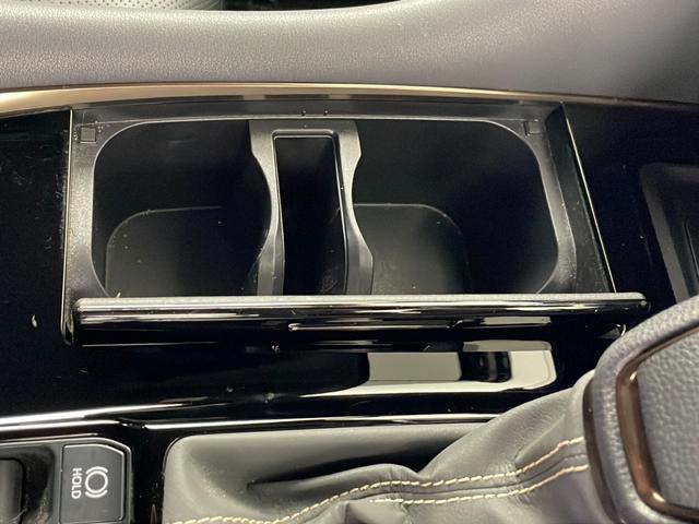 ◆商談ルームには「キッズスペース」を完備しています。DVD、ブロック、絵本、おままごとセット。お子様連れでも、ゆっくりとお車をお選びいただけます!