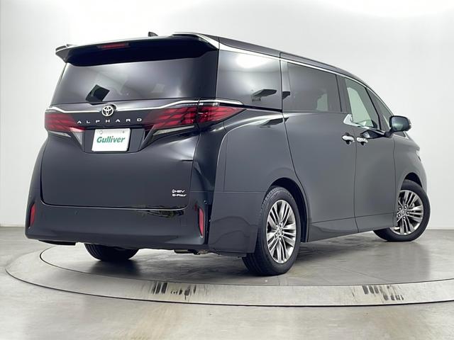 せっかく見つけたお気に入りの1台を遠いからとあきらめてほしくない!遠方でも陸送納車承れます。