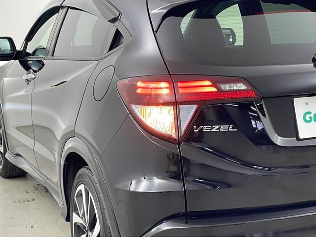 ヴェゼル ハイブリッドRS・ホンダセンシング 純正ナビ バックカメラ フルセグテレビ ビルトインETC レーダークルーズコントロール 衝突被害軽減ブレーキ シートヒーター パドルシフト 自動防眩式ルームミラー ハーフレザーシート プッシュスタート(52枚目)