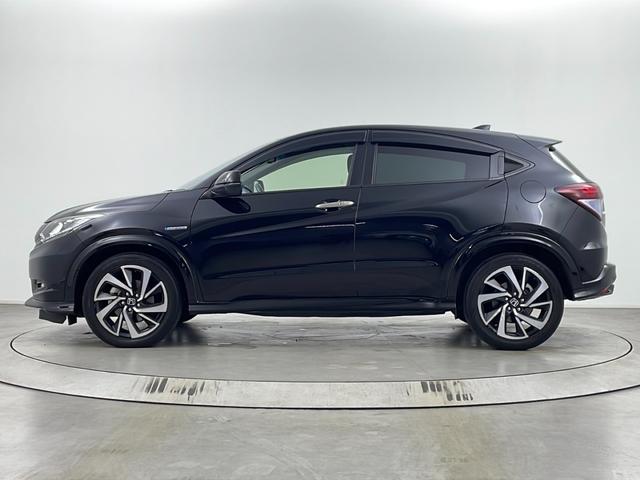 ヴェゼル ハイブリッドRS・ホンダセンシング 純正ナビ バックカメラ フルセグテレビ ビルトインETC レーダークルーズコントロール 衝突被害軽減ブレーキ シートヒーター パドルシフト 自動防眩式ルームミラー ハーフレザーシート プッシュスタート(65枚目)