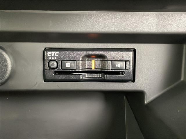 ソリオ ハイブリッドMZ 純正9型ナビ 全方位カメラ ビルトインETC 両側パワースライドドア シートヒーター 追従式クルーズコントロール コーナーセンサー 衝突被害軽減ブレーキ レーンキープアシスト ヘッドアップディスプレイ(5枚目)