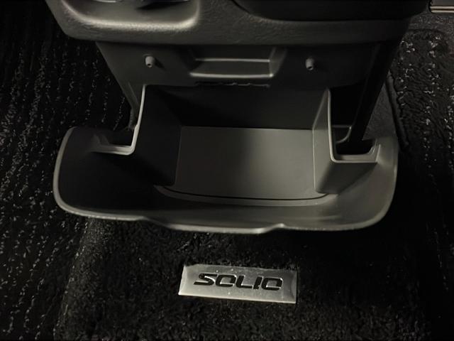 ソリオ ハイブリッドMZ 純正9型ナビ 全方位カメラ ビルトインETC 両側パワースライドドア シートヒーター 追従式クルーズコントロール コーナーセンサー 衝突被害軽減ブレーキ レーンキープアシスト ヘッドアップディスプレイ(32枚目)