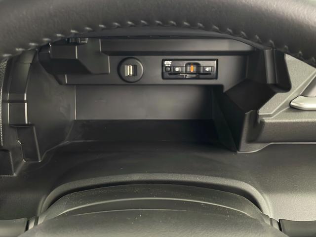 ソリオ ハイブリッドMZ 純正9型ナビ 全方位カメラ ビルトインETC 両側パワースライドドア シートヒーター 追従式クルーズコントロール コーナーセンサー 衝突被害軽減ブレーキ レーンキープアシスト ヘッドアップディスプレイ(35枚目)