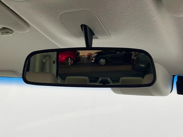 N-BOX L 純正ナビ 地デジフルセグ バックカメラ ETC アダプティブクルーズコントロール 衝突軽減ブレーキ 車線逸脱警報 クリアランスソナー シートヒーター パワースライドドア 純正フロアマット スマートキー(25枚目)