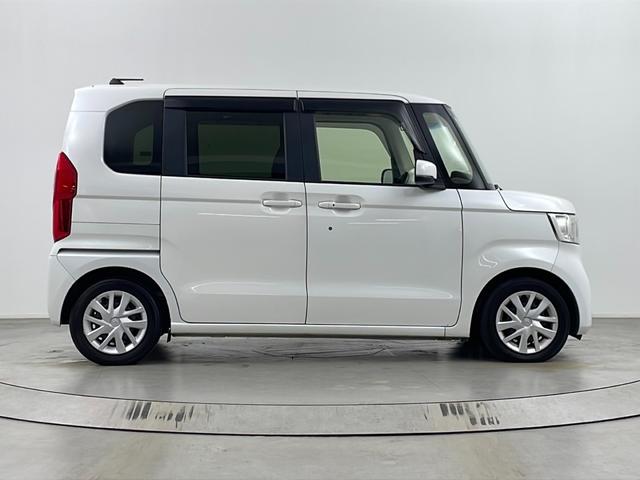 N-BOX L 純正ナビ 地デジフルセグ バックカメラ ETC アダプティブクルーズコントロール 衝突軽減ブレーキ 車線逸脱警報 クリアランスソナー シートヒーター パワースライドドア 純正フロアマット スマートキー(62枚目)