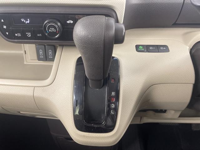 ◆商談ルームには「キッズスペース」を完備しています。ＤＶＤ、ブロック、絵本、おままごとセット。お子様連れでも、ゆっくりとお車をお選びいただけます！