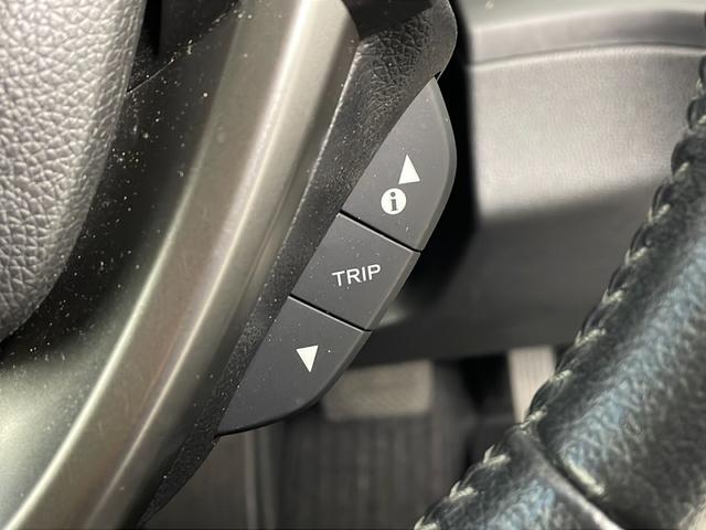 フリードハイブリッド ハイブリッド・Gホンダセンシング 社外ナビ バックカメラ 前方ドライブレコーダー ビルトインETC アダプティブクルーズコントロール 衝突軽減ブレーキ 車線逸脱警報 先行車発進 標識認識 社外フロアマット 純正18インチアルミホイール(14枚目)