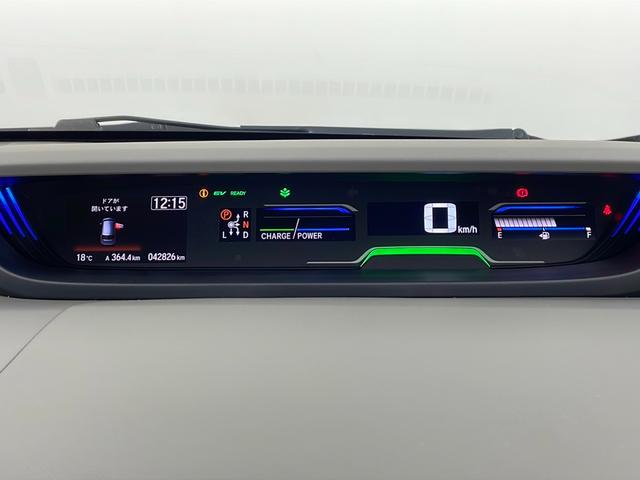 フリードハイブリッド ハイブリッド・Gホンダセンシング 社外ナビ バックカメラ 前方ドライブレコーダー ビルトインETC アダプティブクルーズコントロール 衝突軽減ブレーキ 車線逸脱警報 先行車発進 標識認識 社外フロアマット 純正18インチアルミホイール(15枚目)