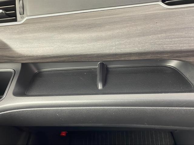 フリードハイブリッド ハイブリッド・Gホンダセンシング 社外ナビ バックカメラ 前方ドライブレコーダー ビルトインETC アダプティブクルーズコントロール 衝突軽減ブレーキ 車線逸脱警報 先行車発進 標識認識 社外フロアマット 純正18インチアルミホイール(24枚目)