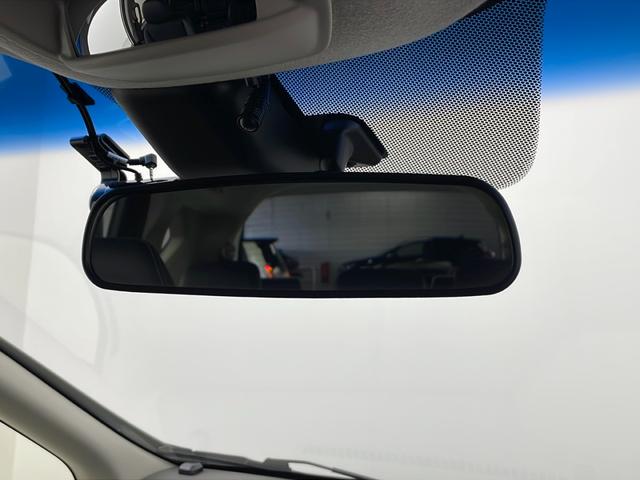 フリードハイブリッド ハイブリッド・Gホンダセンシング 社外ナビ バックカメラ 前方ドライブレコーダー ビルトインETC アダプティブクルーズコントロール 衝突軽減ブレーキ 車線逸脱警報 先行車発進 標識認識 社外フロアマット 純正18インチアルミホイール(26枚目)