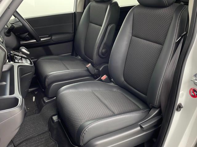 フリードハイブリッド ハイブリッド・Gホンダセンシング 社外ナビ バックカメラ 前方ドライブレコーダー ビルトインETC アダプティブクルーズコントロール 衝突軽減ブレーキ 車線逸脱警報 先行車発進 標識認識 社外フロアマット 純正18インチアルミホイール(38枚目)