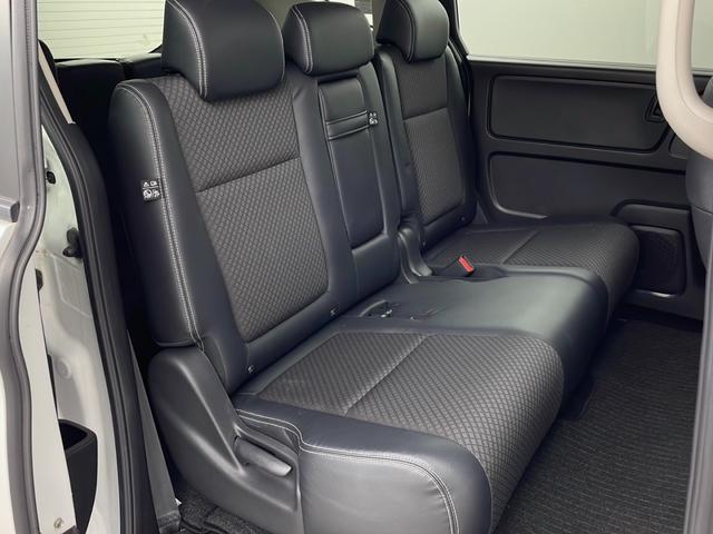 フリードハイブリッド ハイブリッド・Gホンダセンシング 社外ナビ バックカメラ 前方ドライブレコーダー ビルトインETC アダプティブクルーズコントロール 衝突軽減ブレーキ 車線逸脱警報 先行車発進 標識認識 社外フロアマット 純正18インチアルミホイール(39枚目)