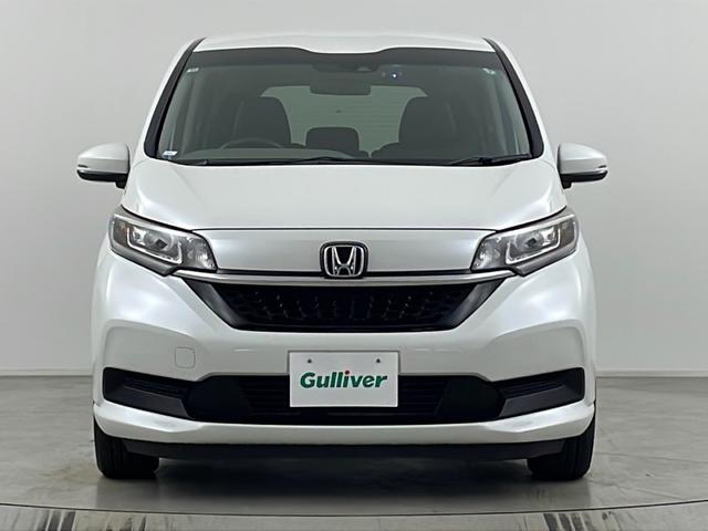 フリードハイブリッド ハイブリッド・Gホンダセンシング 社外ナビ バックカメラ 前方ドライブレコーダー ビルトインETC アダプティブクルーズコントロール 衝突軽減ブレーキ 車線逸脱警報 先行車発進 標識認識 社外フロアマット 純正18インチアルミホイール(60枚目)