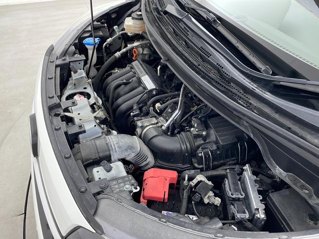 フリードハイブリッド ハイブリッド・Gホンダセンシング 社外ナビ バックカメラ 前方ドライブレコーダー ビルトインETC アダプティブクルーズコントロール 衝突軽減ブレーキ 車線逸脱警報 先行車発進 標識認識 社外フロアマット 純正18インチアルミホイール(77枚目)