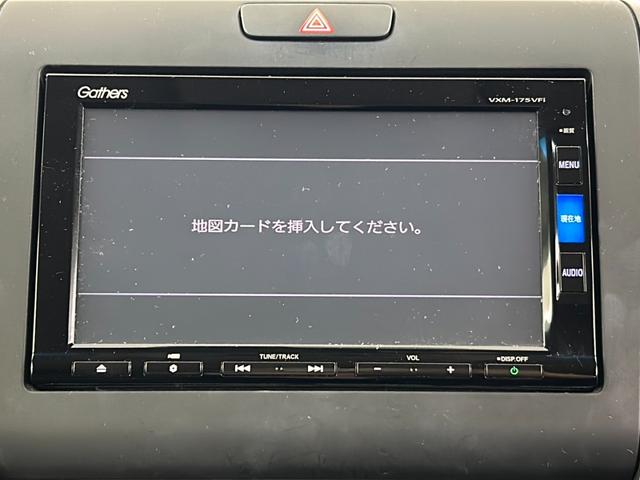フリードハイブリッド ハイブリッド・Gホンダセンシング 純正ナビ バックカメラ 両側パワースライドドア ビルトインETC 衝突軽減システム レーダークルーズコントロール レーンキープアシスト LEDヘッドライト オートライト 純正フロアマット スマートキー(9枚目)