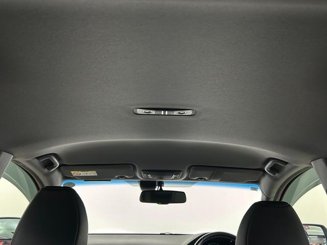 ヴェゼル ハイブリッドＲＳ・ホンダセンシング　純正ナビ　バックカメラ　ＥＴＣ　追従式クルーズコントロール　衝突軽減ブレーキ　車線逸脱警報　電子パーキングシステム　ブレーキホールド　パドルシフト　アルミペダル　純正フロアマット　純正ドアバイザー（47枚目）