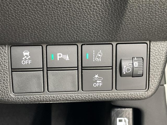 Ｎ－ＯＮＥ ＲＳ　純正ナビ　バックカメラ　前席シートヒーター　前後ドライブレコーダー　衝突軽減システム　コーナーセンサー　レーダークルーズコントロール　レーンキープアシスト　オートパーキングブレーキ　プッシュスタート（18枚目）