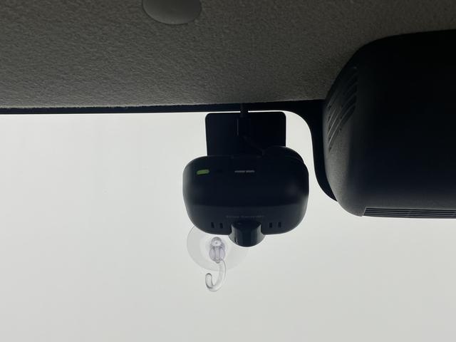スペーシアギア ハイブリッドＸＺ　純正ナビ　ビルトインＥＴＣ　ドライブレコーダー　前席シートヒーター　両側電動スライドドア　衝突軽減システム　レーダークルーズコントロール　レーンキープアシスト　コーナーセンサー　ＬＥＤヘッドライト（2枚目）