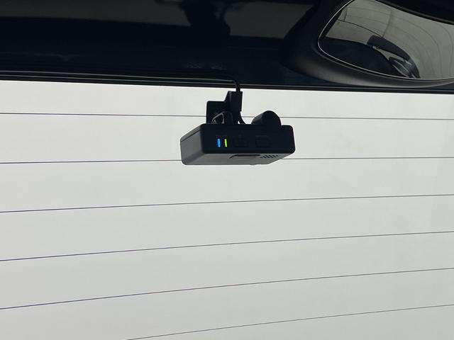 スペーシアギア ハイブリッドＸＺ　純正ナビ　ビルトインＥＴＣ　ドライブレコーダー　前席シートヒーター　両側電動スライドドア　衝突軽減システム　レーダークルーズコントロール　レーンキープアシスト　コーナーセンサー　ＬＥＤヘッドライト（3枚目）