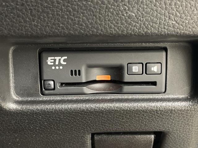 スペーシアギア ハイブリッドＸＺ　純正ナビ　ビルトインＥＴＣ　ドライブレコーダー　前席シートヒーター　両側電動スライドドア　衝突軽減システム　レーダークルーズコントロール　レーンキープアシスト　コーナーセンサー　ＬＥＤヘッドライト（4枚目）