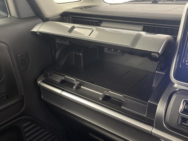 スペーシアギア ハイブリッドＸＺ　純正ナビ　ビルトインＥＴＣ　ドライブレコーダー　前席シートヒーター　両側電動スライドドア　衝突軽減システム　レーダークルーズコントロール　レーンキープアシスト　コーナーセンサー　ＬＥＤヘッドライト（24枚目）