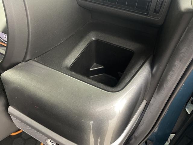 スペーシアギア ハイブリッドＸＺ　純正ナビ　ビルトインＥＴＣ　ドライブレコーダー　前席シートヒーター　両側電動スライドドア　衝突軽減システム　レーダークルーズコントロール　レーンキープアシスト　コーナーセンサー　ＬＥＤヘッドライト（32枚目）