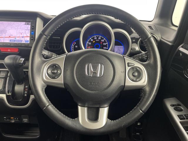 Ｎ－ＢＯＸカスタム Ｇ・ターボＬパッケージ　純正ナビ　バックカメラ　両側パワースライドドア　ドライブレコーダー　クルーズコントロール　ビルトインＥＴＣ　衝突軽減システム　純正１５インチアルミホイール　純正フロアマット　オートライト　フォグランプ（8枚目）