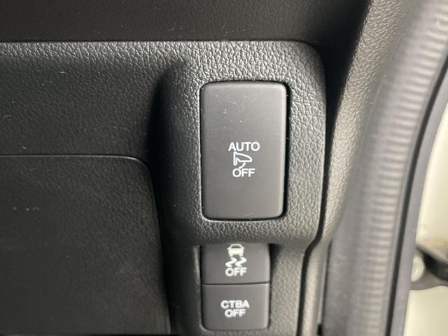 Ｎ－ＢＯＸカスタム Ｇ・ターボＬパッケージ　純正ナビ　バックカメラ　両側パワースライドドア　ドライブレコーダー　クルーズコントロール　ビルトインＥＴＣ　衝突軽減システム　純正１５インチアルミホイール　純正フロアマット　オートライト　フォグランプ（17枚目）