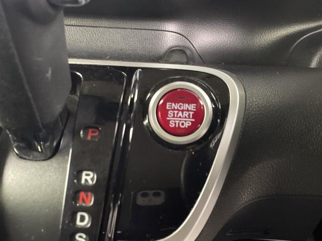 Ｎ－ＢＯＸカスタム Ｇ・ターボＬパッケージ　純正ナビ　バックカメラ　両側パワースライドドア　ドライブレコーダー　クルーズコントロール　ビルトインＥＴＣ　衝突軽減システム　純正１５インチアルミホイール　純正フロアマット　オートライト　フォグランプ（19枚目）