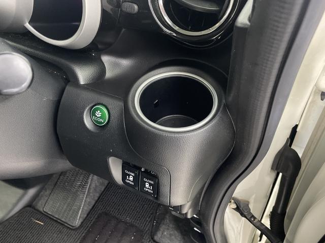 Ｎ－ＢＯＸカスタム Ｇ・ターボＬパッケージ　純正ナビ　バックカメラ　両側パワースライドドア　ドライブレコーダー　クルーズコントロール　ビルトインＥＴＣ　衝突軽減システム　純正１５インチアルミホイール　純正フロアマット　オートライト　フォグランプ（28枚目）