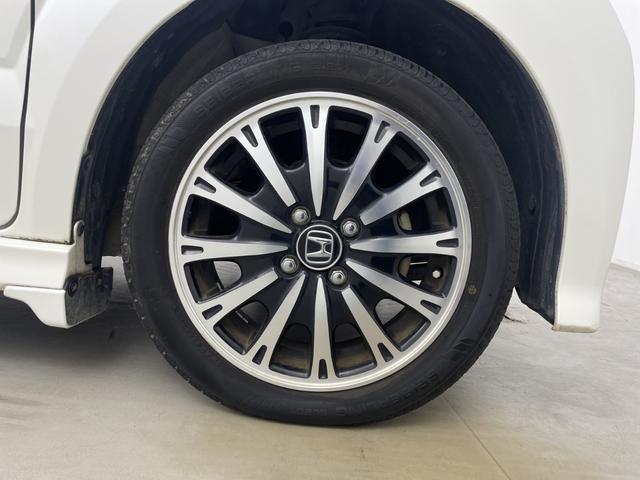 Ｎ－ＢＯＸカスタム Ｇ・ターボＬパッケージ　純正ナビ　バックカメラ　両側パワースライドドア　ドライブレコーダー　クルーズコントロール　ビルトインＥＴＣ　衝突軽減システム　純正１５インチアルミホイール　純正フロアマット　オートライト　フォグランプ（70枚目）