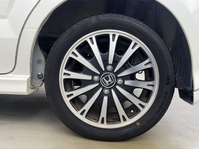 Ｎ－ＢＯＸカスタム Ｇ・ターボＬパッケージ　純正ナビ　バックカメラ　両側パワースライドドア　ドライブレコーダー　クルーズコントロール　ビルトインＥＴＣ　衝突軽減システム　純正１５インチアルミホイール　純正フロアマット　オートライト　フォグランプ（72枚目）