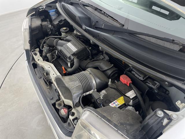 Ｎ－ＢＯＸカスタム Ｇ・ターボＬパッケージ　純正ナビ　バックカメラ　両側パワースライドドア　ドライブレコーダー　クルーズコントロール　ビルトインＥＴＣ　衝突軽減システム　純正１５インチアルミホイール　純正フロアマット　オートライト　フォグランプ（77枚目）