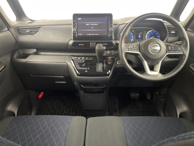 ルークス ハイウェイスター　Ｇターボプロパイロットエディション　純正ナビ　全方位カメラ　両側電動スライドドア　ビルトインＥＴＣ　ドライブレコーダー　レーンキープアシスト　標識表示　先行車発進　コーナーセンサー　純正フロアマット　プッシュスタート　ＬＥＤヘッドライト（7枚目）