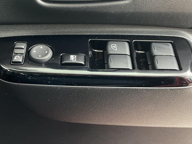 ルークス ハイウェイスター　Ｇターボプロパイロットエディション　純正ナビ　全方位カメラ　両側電動スライドドア　ビルトインＥＴＣ　ドライブレコーダー　レーンキープアシスト　標識表示　先行車発進　コーナーセンサー　純正フロアマット　プッシュスタート　ＬＥＤヘッドライト（16枚目）