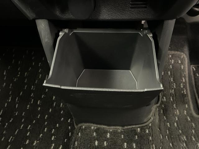 ルークス ハイウェイスター　Ｇターボプロパイロットエディション　純正ナビ　全方位カメラ　両側電動スライドドア　ビルトインＥＴＣ　ドライブレコーダー　レーンキープアシスト　標識表示　先行車発進　コーナーセンサー　純正フロアマット　プッシュスタート　ＬＥＤヘッドライト（27枚目）