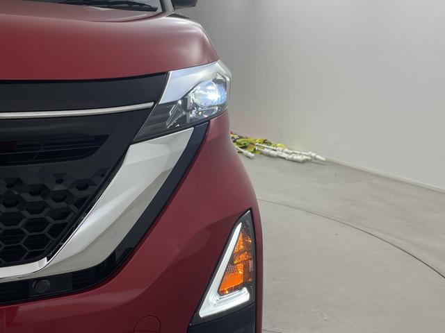 ルークス ハイウェイスター　Ｇターボプロパイロットエディション　純正ナビ　全方位カメラ　両側電動スライドドア　ビルトインＥＴＣ　ドライブレコーダー　レーンキープアシスト　標識表示　先行車発進　コーナーセンサー　純正フロアマット　プッシュスタート　ＬＥＤヘッドライト（52枚目）