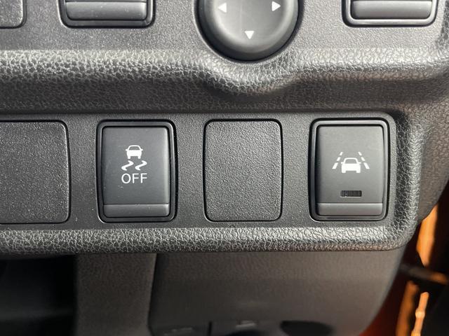 ノート ｅ－パワー　Ｘ　純正ＳＤナビ　全方位カメラ　ドライブレコーダー　ＥＴＣ　デジタルインナーミラー　衝突軽減システム　レーンキープアシスト　前後コーナーセンサー　純正アルミホイール　フロアマット　ＬＥＤヘッドライト（17枚目）