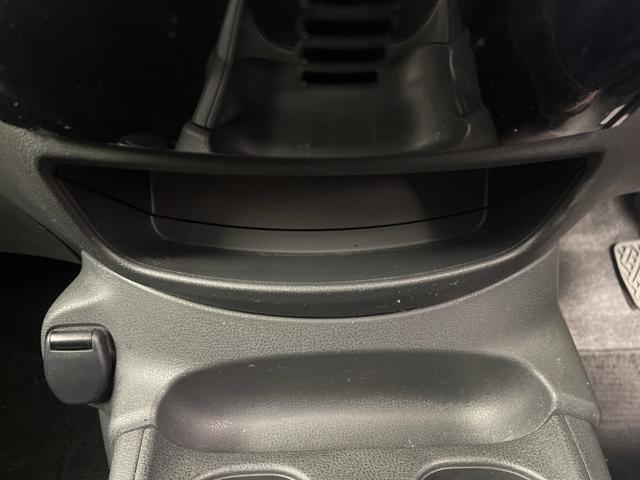 ノート ｅ－パワー　Ｘ　純正ＳＤナビ　全方位カメラ　ドライブレコーダー　ＥＴＣ　デジタルインナーミラー　衝突軽減システム　レーンキープアシスト　前後コーナーセンサー　純正アルミホイール　フロアマット　ＬＥＤヘッドライト（26枚目）