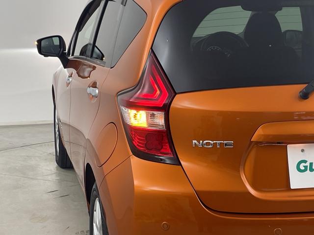 ノート ｅ－パワー　Ｘ　純正ＳＤナビ　全方位カメラ　ドライブレコーダー　ＥＴＣ　デジタルインナーミラー　衝突軽減システム　レーンキープアシスト　前後コーナーセンサー　純正アルミホイール　フロアマット　ＬＥＤヘッドライト（54枚目）