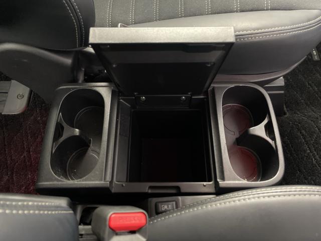 デリカD:5 シャモニー 社外11型ナビ 全方位カメラ ETC レーダークルーズコントロール 衝突軽減ブレーキ 車線逸脱警報 ステアリングヒーター シートヒーター パワーシート 電動リアゲート パドルシフト 純正フロアマット(35枚目)