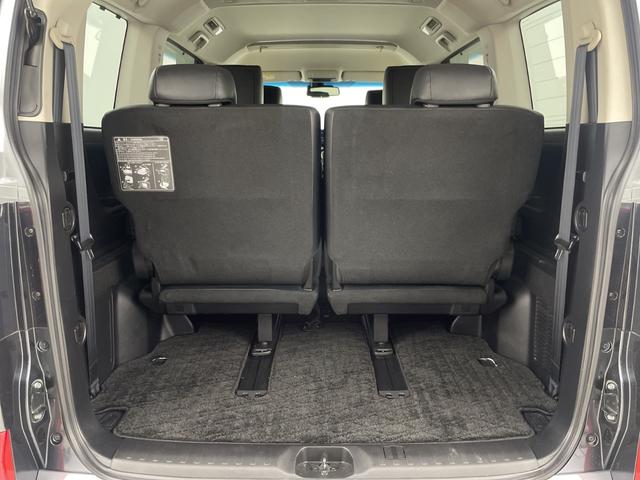 デリカD:5 シャモニー 社外11型ナビ 全方位カメラ ETC レーダークルーズコントロール 衝突軽減ブレーキ 車線逸脱警報 ステアリングヒーター シートヒーター パワーシート 電動リアゲート パドルシフト 純正フロアマット(51枚目)