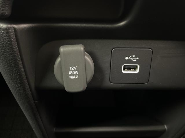 フリード クロスター　純正ナビ　バックカメラ　ＢＳＭ　前席シートヒーター　ＥＴＣ　両側パワースライドドア　レーダークルーズコントロール　衝突軽減システム　レーンキープアシスト　オートブレーキホールド　純正アルミホイール（30枚目）