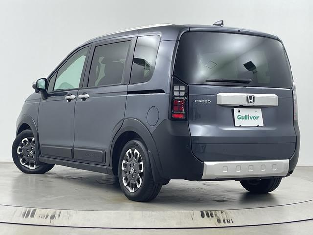 フリード クロスター　純正ナビ　バックカメラ　ＢＳＭ　前席シートヒーター　ＥＴＣ　両側パワースライドドア　レーダークルーズコントロール　衝突軽減システム　レーンキープアシスト　オートブレーキホールド　純正アルミホイール（67枚目）