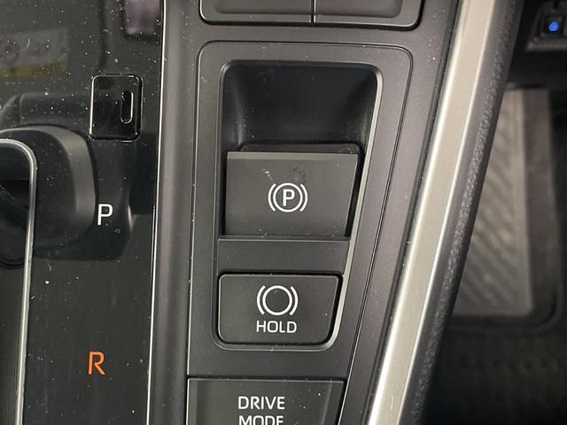 ノア ハイブリッドZ 純正ナビ 地デジフルセグ バックカメラ ETC2.0 追従式クルーズコントロール 車線逸脱警報 衝突軽減ブレーキ オートマチックハイビーム シートヒーター AC100V オットマン 純正ドアバイザー(16枚目)