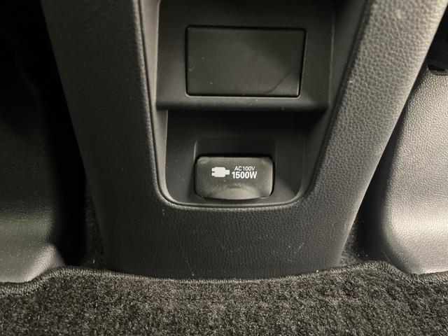 ノア ハイブリッドZ 純正ナビ 地デジフルセグ バックカメラ ETC2.0 追従式クルーズコントロール 車線逸脱警報 衝突軽減ブレーキ オートマチックハイビーム シートヒーター AC100V オットマン 純正ドアバイザー(36枚目)