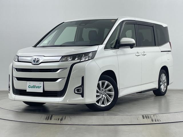 ノア ハイブリッドZ 純正ナビ 地デジフルセグ バックカメラ ETC2.0 追従式クルーズコントロール 車線逸脱警報 衝突軽減ブレーキ オートマチックハイビーム シートヒーター AC100V オットマン 純正ドアバイザー(71枚目)
