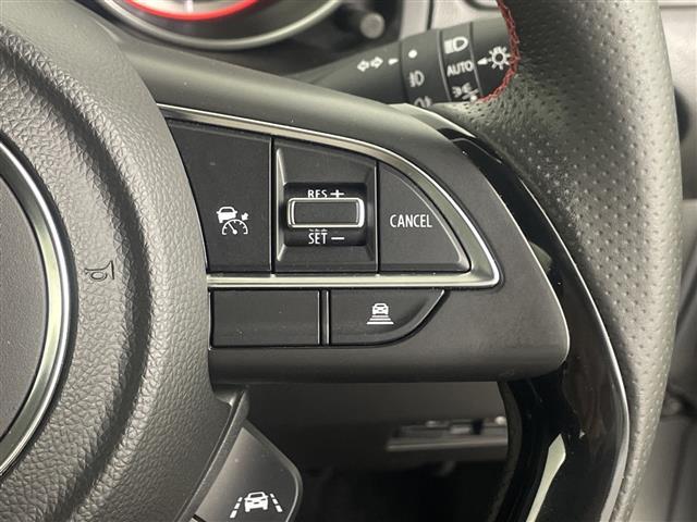 スイフトスポーツ ベースグレード 社外9型SDナビ バックカメラ 運転席シートヒーター レーダークルーズコントロール ビルトインETC ブラインドスポットモニター レーンキープアシスト 衝突軽減ブレーキ 横滑り防止 純正フロアマット(6枚目)