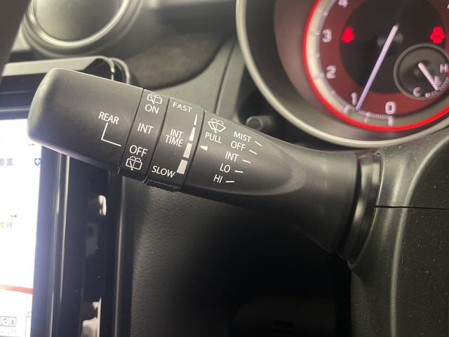 スイフトスポーツ ベースグレード 社外9型SDナビ バックカメラ 運転席シートヒーター レーダークルーズコントロール ビルトインETC ブラインドスポットモニター レーンキープアシスト 衝突軽減ブレーキ 横滑り防止 純正フロアマット(13枚目)