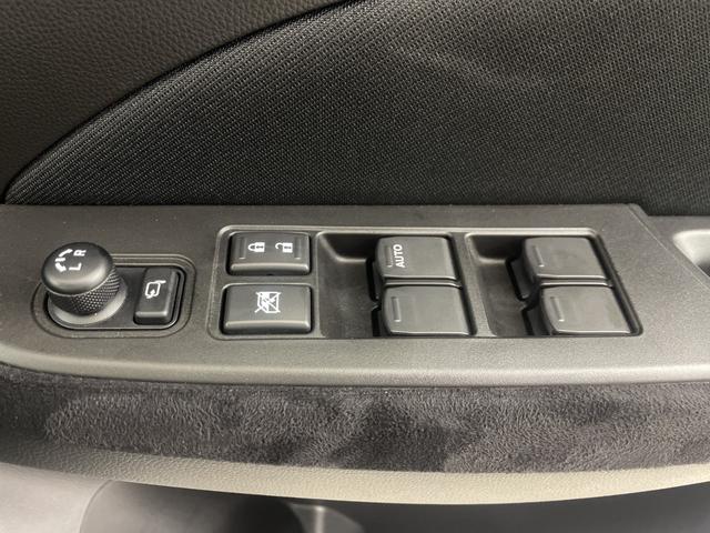 スイフトスポーツ ベースグレード 社外9型SDナビ バックカメラ 運転席シートヒーター レーダークルーズコントロール ビルトインETC ブラインドスポットモニター レーンキープアシスト 衝突軽減ブレーキ 横滑り防止 純正フロアマット(21枚目)